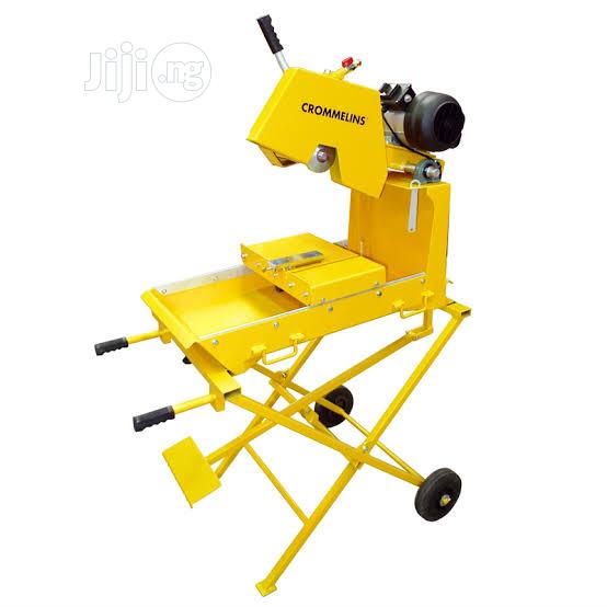 Bricks Saw