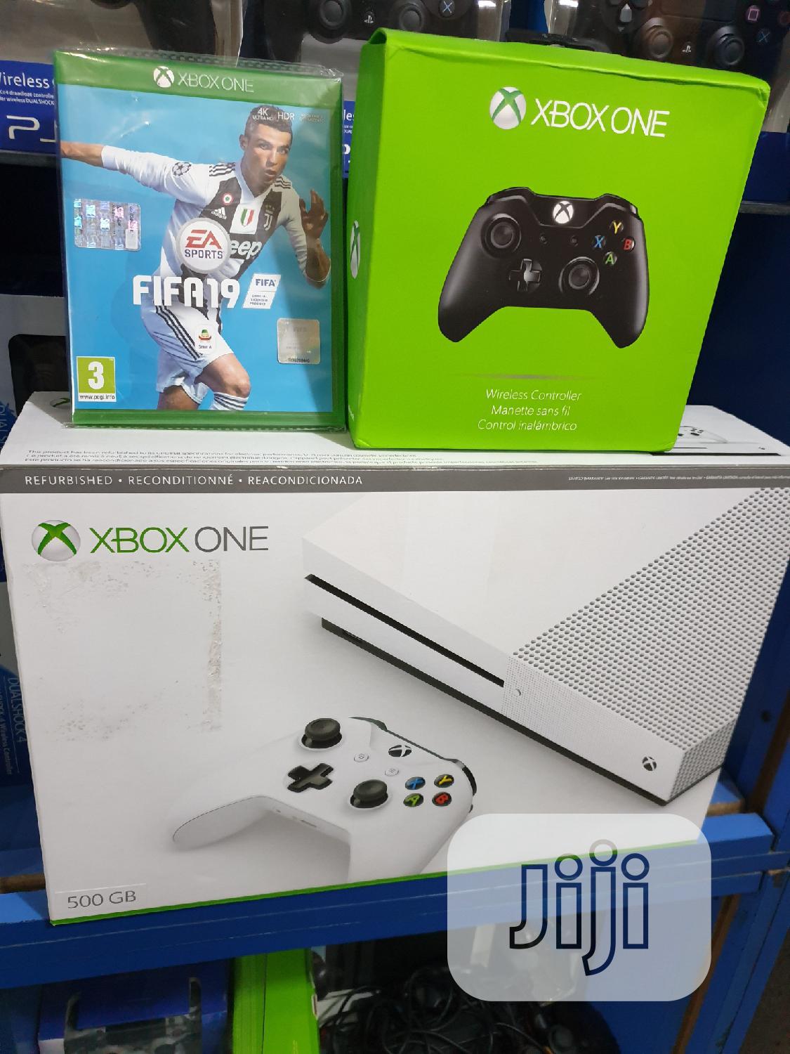Xbox One S Fifa 19 Extra Pad