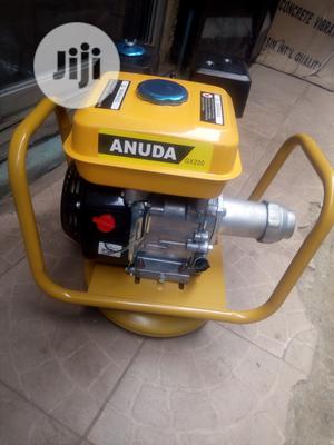 Pocker Vibrating Machine
