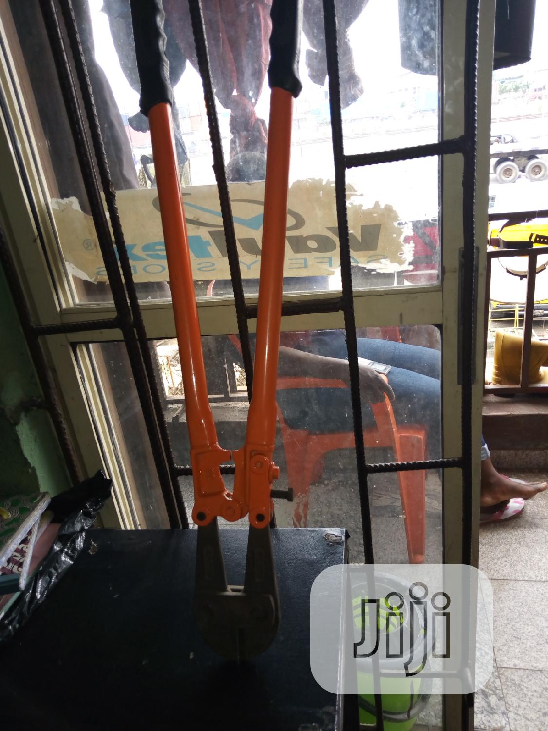 Industrial Bolt Cutter.