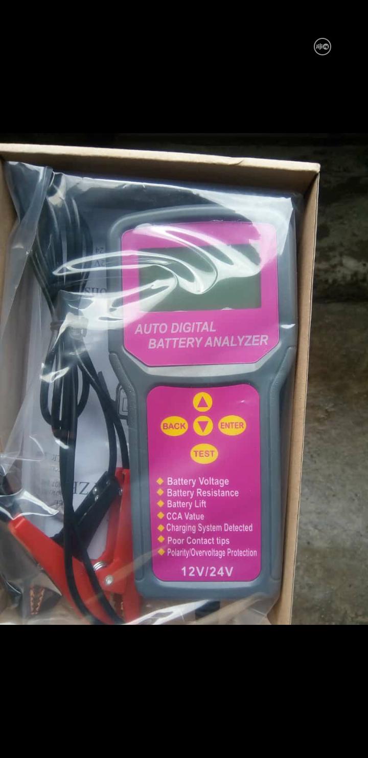 Battery Analyser
