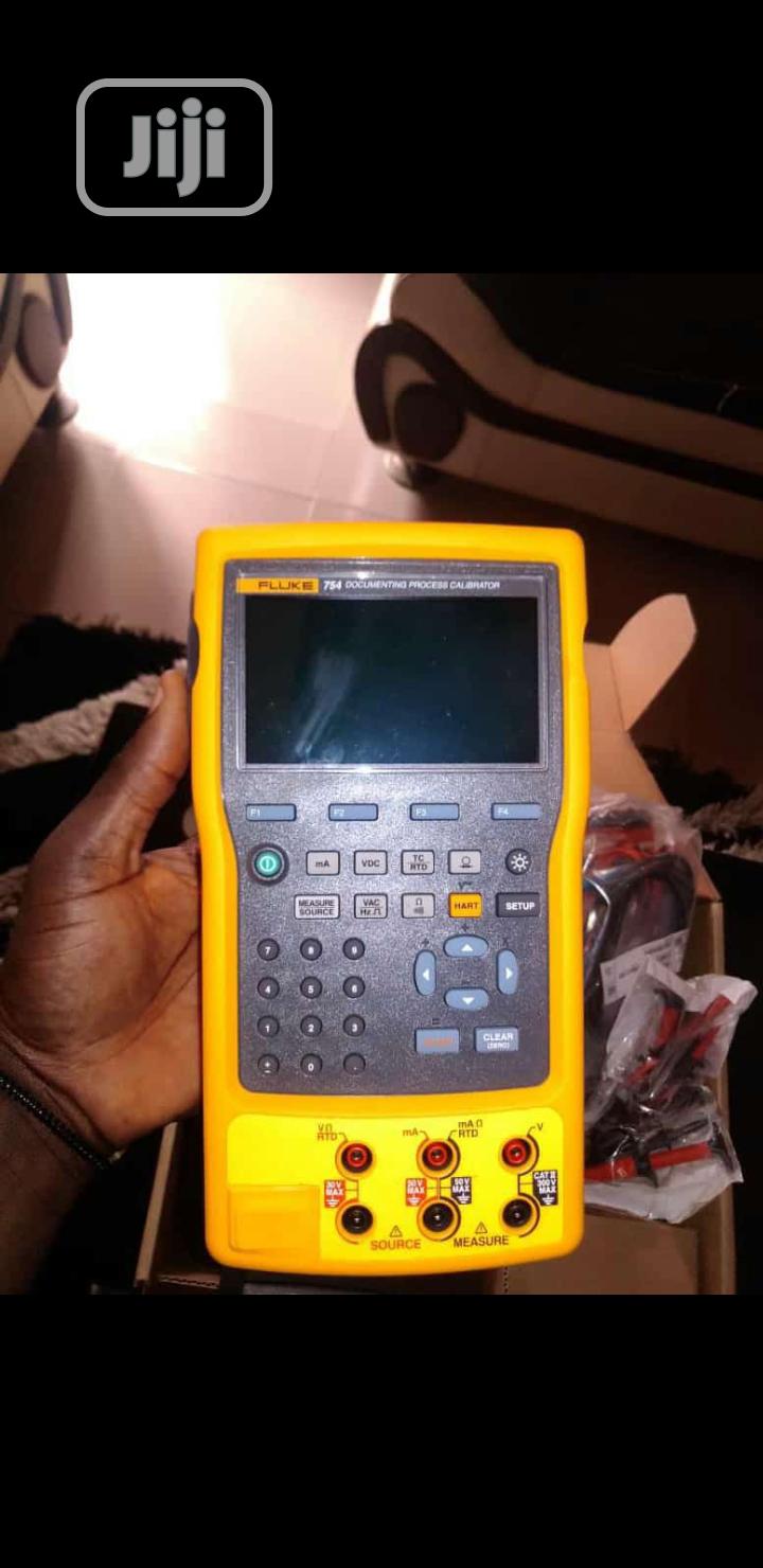 Fluke 754 Process Calibrator