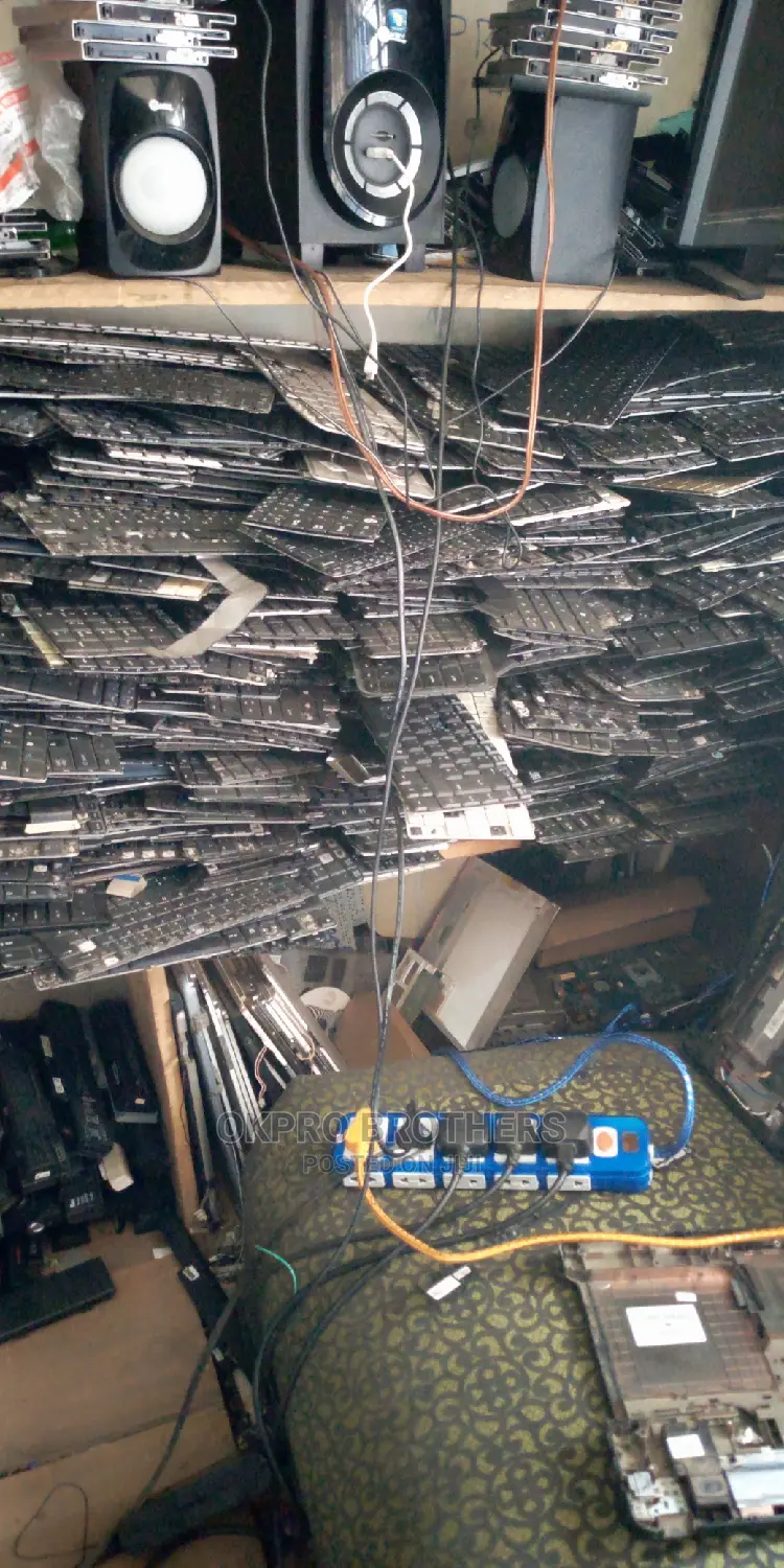 Laptop Carcass And Parts