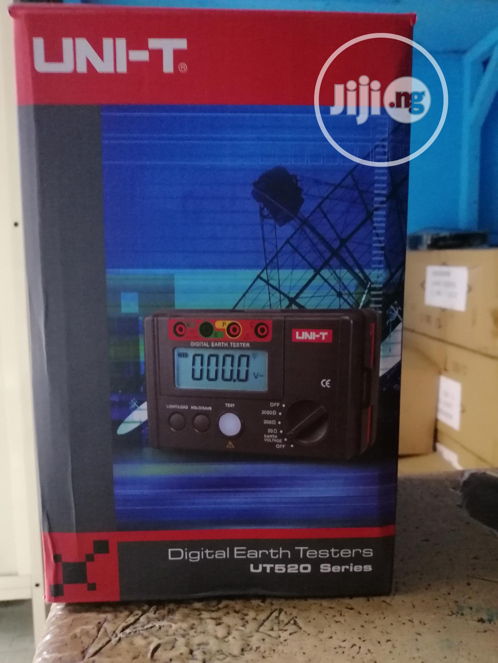 Uni-T UT-521 Digital Earth Tester