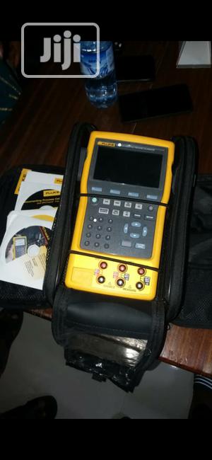 Fluke 754 Documenting Process Calibrator