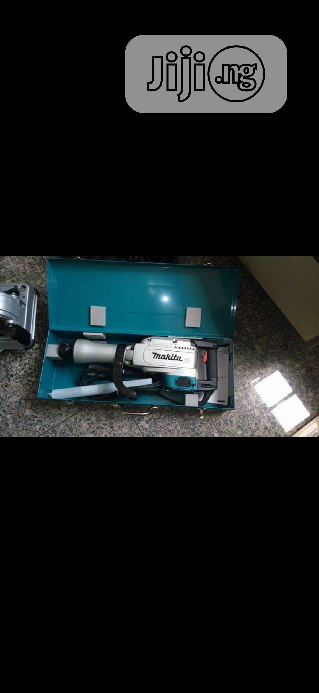 Makita Concrete Jackhammer