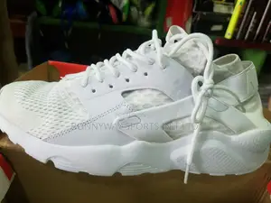 Nike Size 44 Juggling Canvas