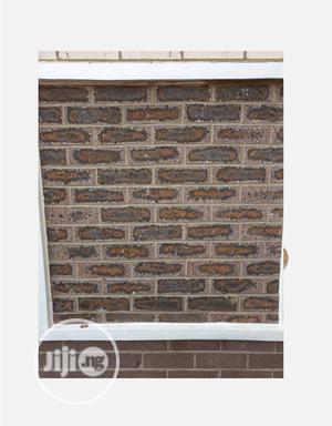 Thin Bricks Veneer