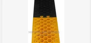 Ldpe +Nylon Material Speed Bump By Hiphen Solutions LTD