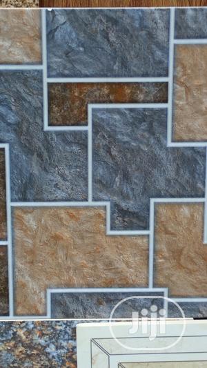 40 40 TILES
