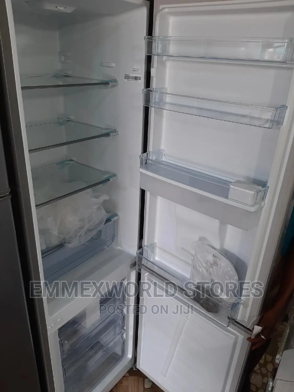 Hisense Fridge With Dispenser REF 35CB