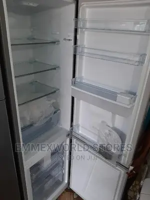 Hisense Fridge With Dispenser REF 35CB