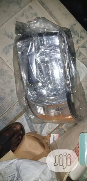 Head Lamp Infinity Jeep Qx4 2004 Model
