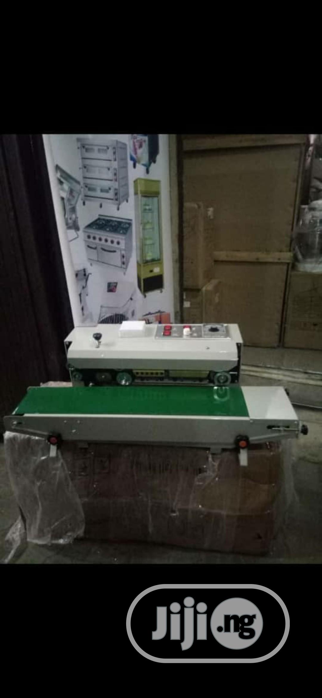 Continuous Band Sealing Machine