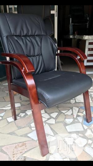 A Unique Executive Visitors Chair