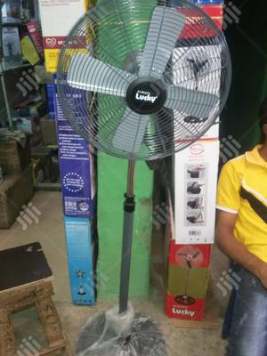 18" High Industrial Standing Fan
