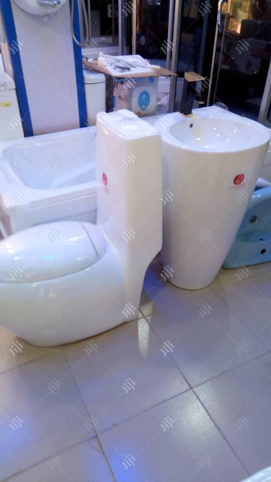 Complete Toilet Set