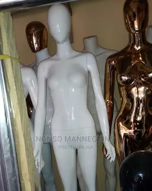 Fashion White Glossy Mannequin