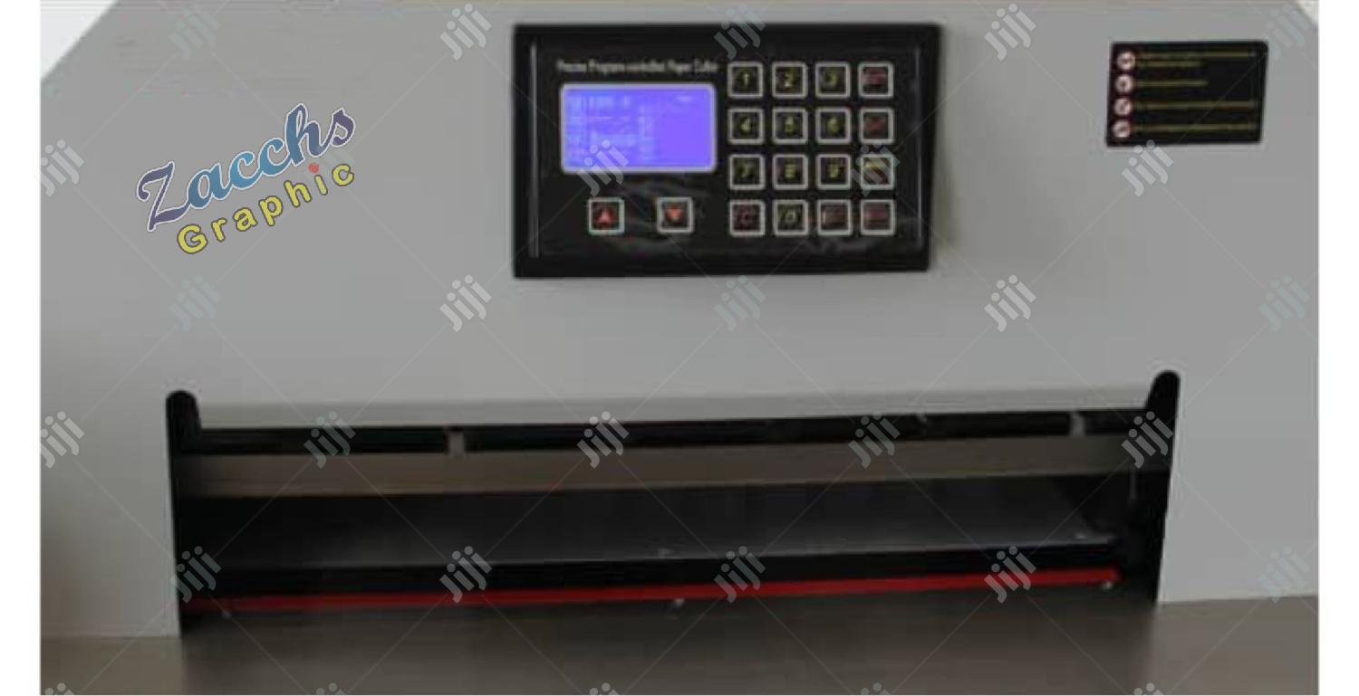 Program Paper Cutting Machine 7208HD
