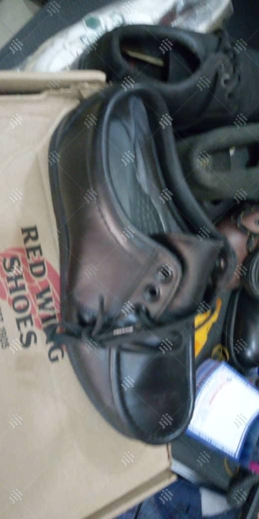 Safety Shoes.