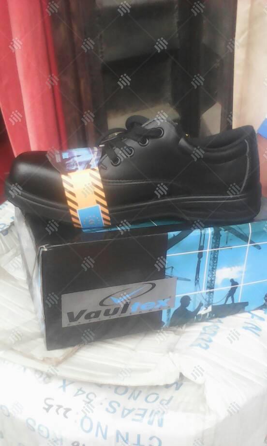 Safety Shoes.