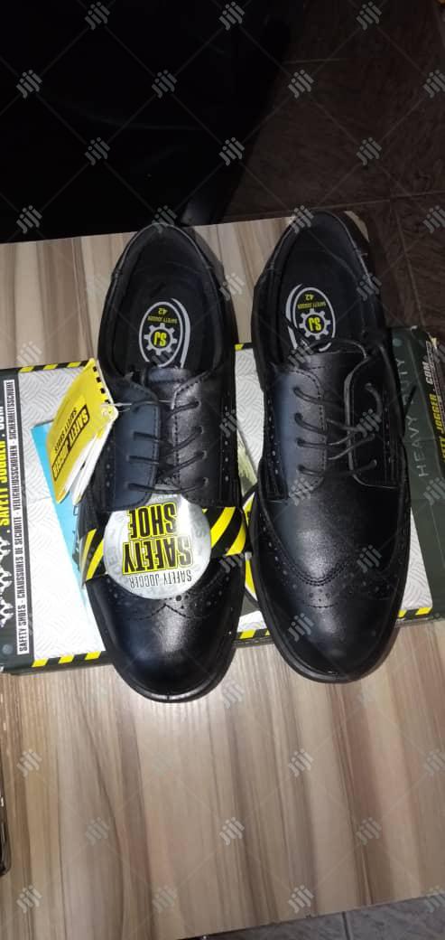 Safety Shoes.