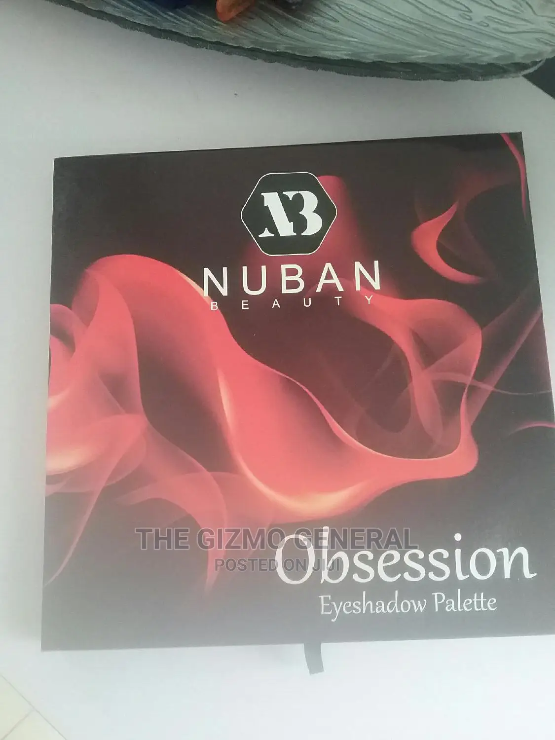 Nuban Beauty Obsession Eyeshadow Palette