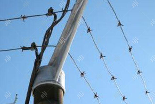 Barb Wire Fencing System