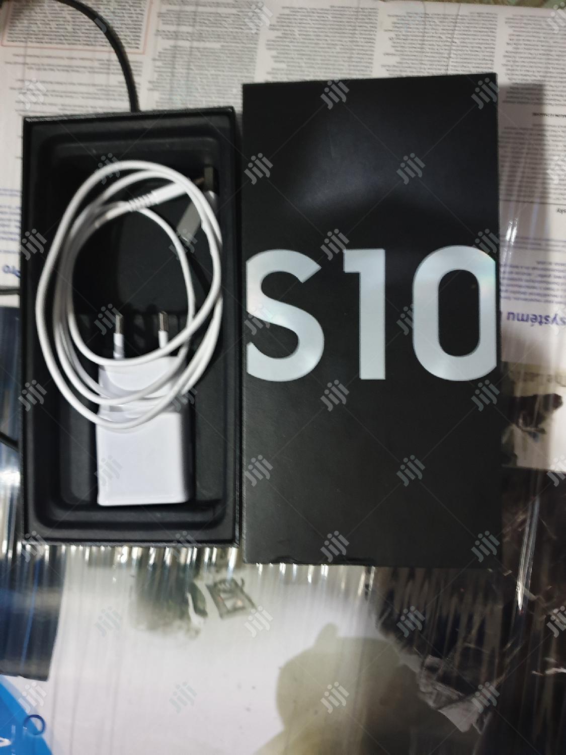 Samsung Galaxy S10e 128 GB White