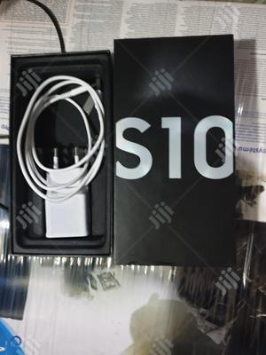 Samsung Galaxy S10e 128 GB White