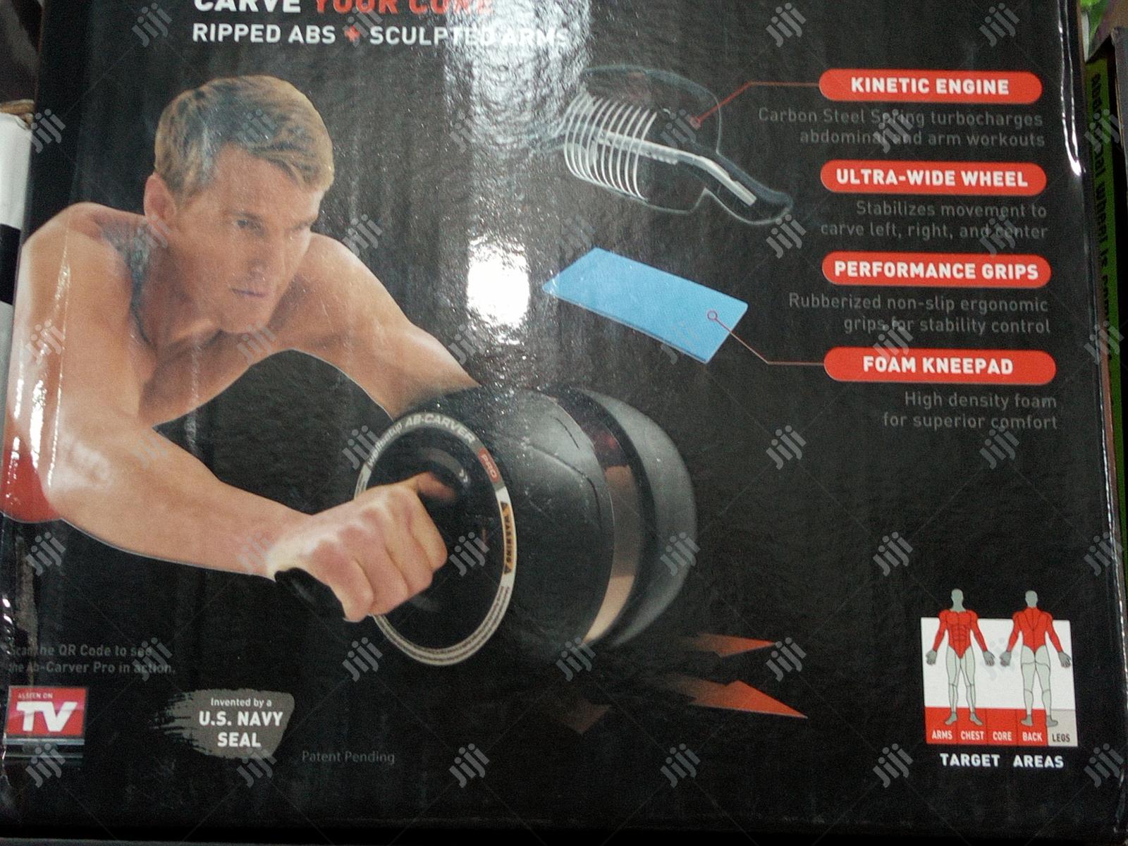 Standard Abdominal/Muscles Carver Machine