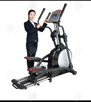 Commercial Cross Trainer Elliptical Machine