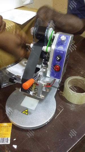 Dy 8 Ribbon Hand Date Coding