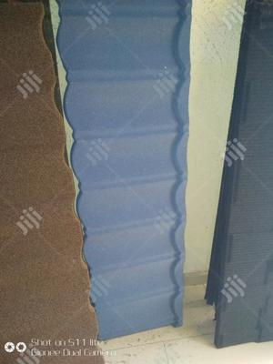 Brown And Black Roman Stone Coated Roofing Sheet.