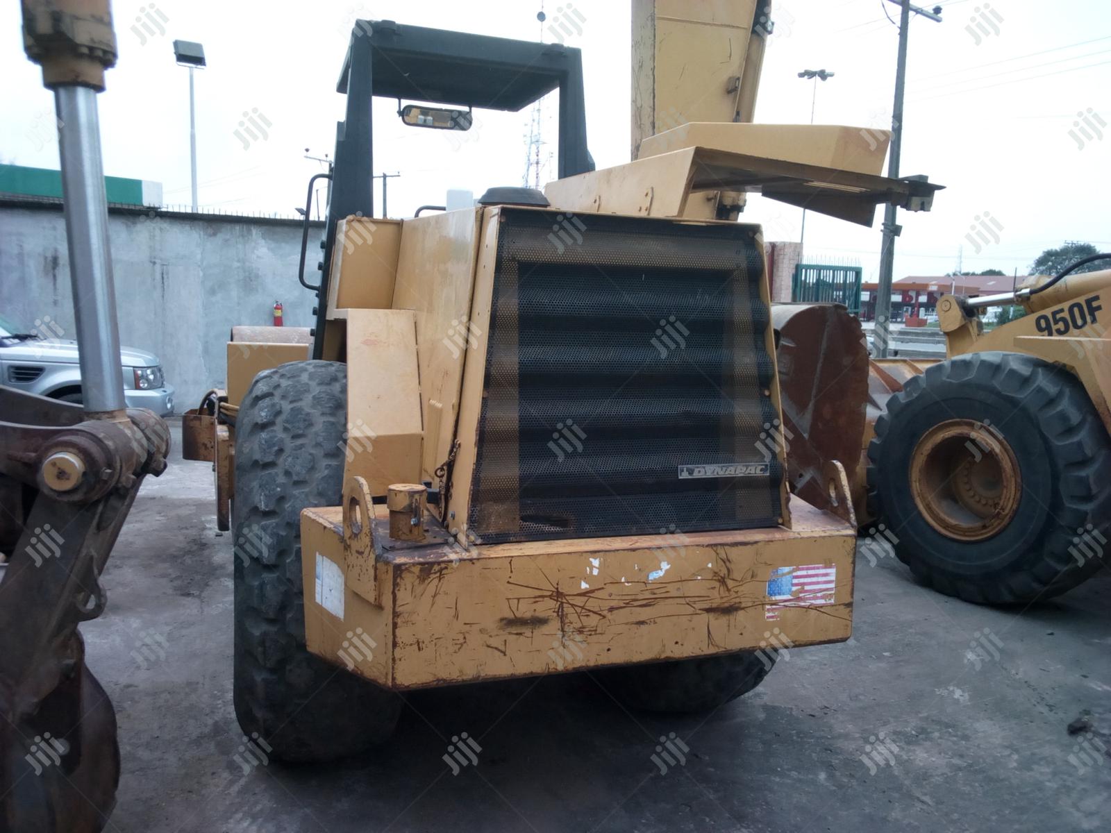 Dynapac Compactor Roller