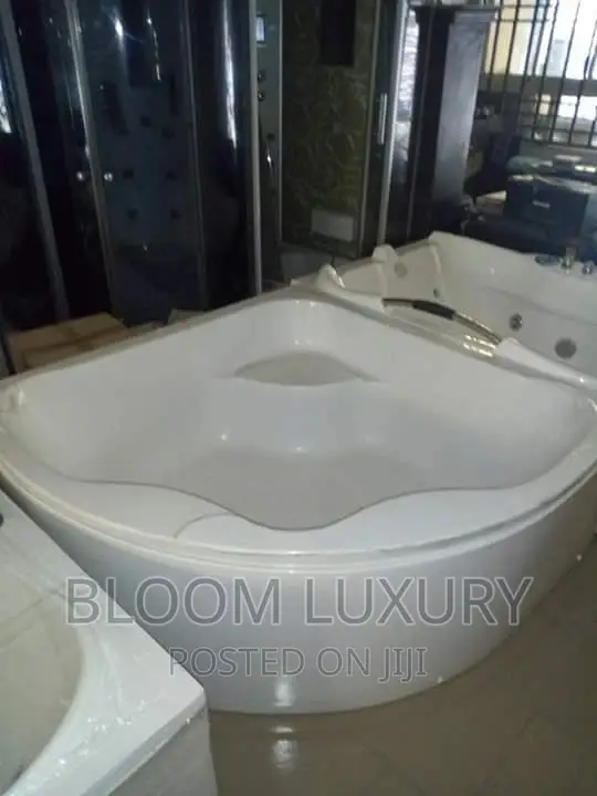 England Corner Bath