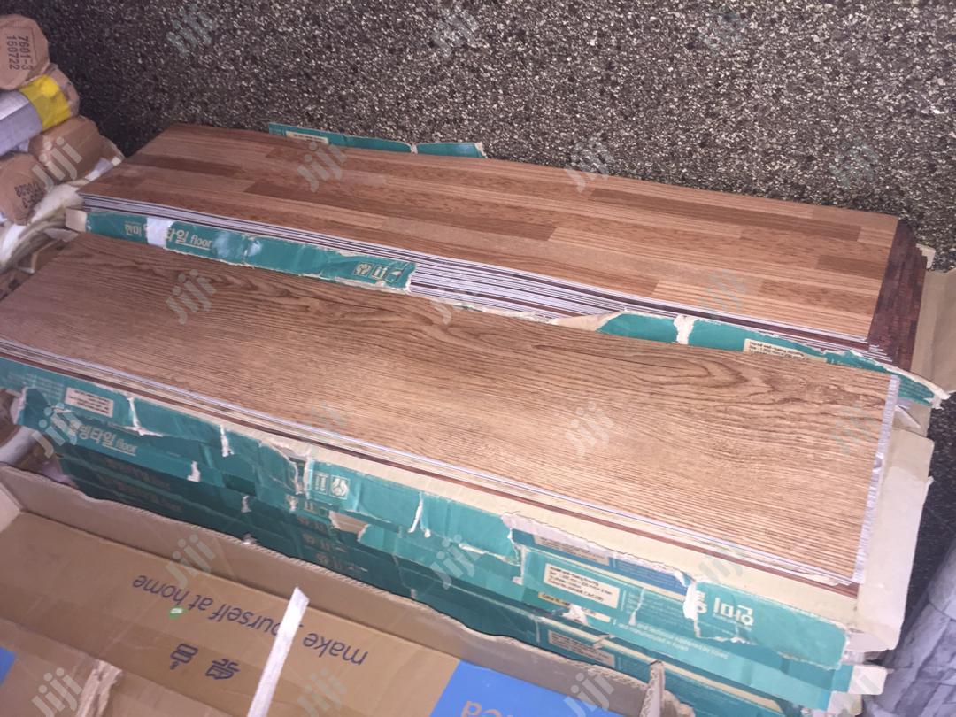 Wooden Floor Tiles Laminated Vynil