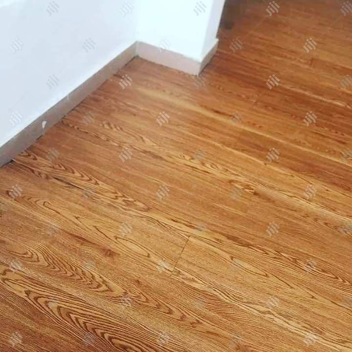 Wooden Floor Tiles Laminated Vynil