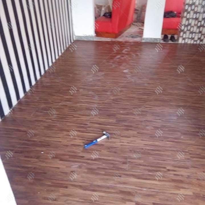 Wooden Floor Tiles Laminated Vynil