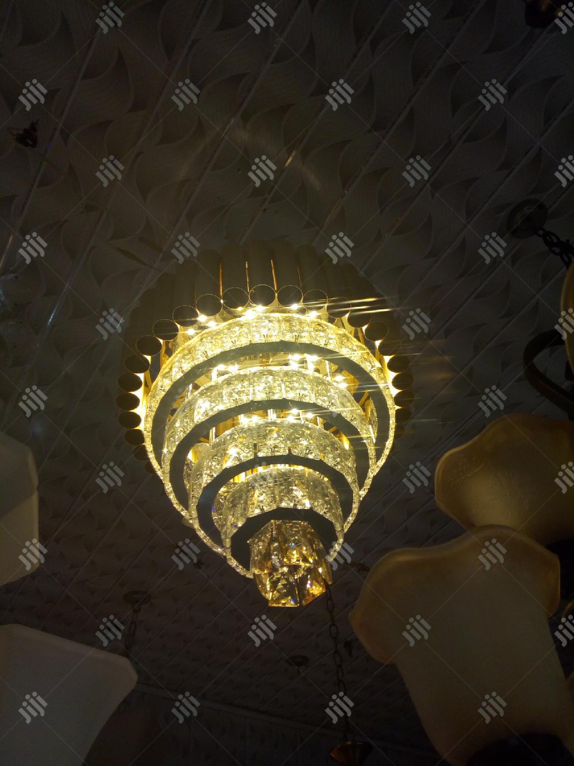 3 Colours Dubai Led Crystal Chandelier