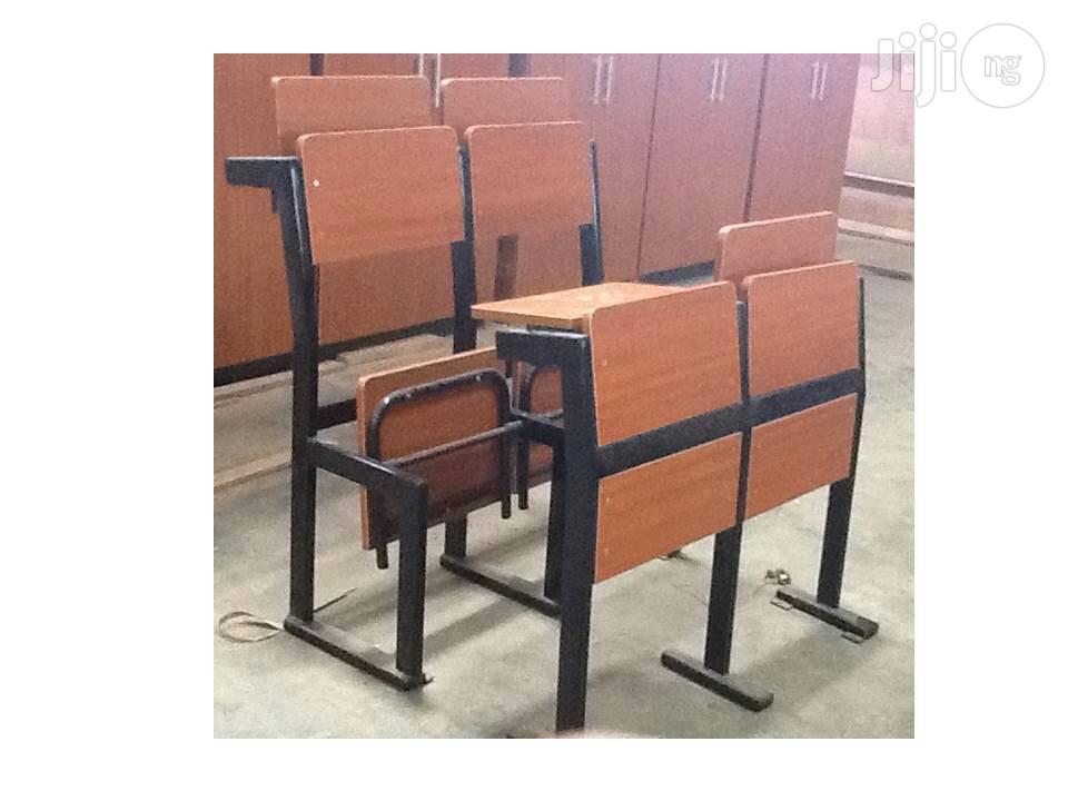 Lecture Hall Furniture