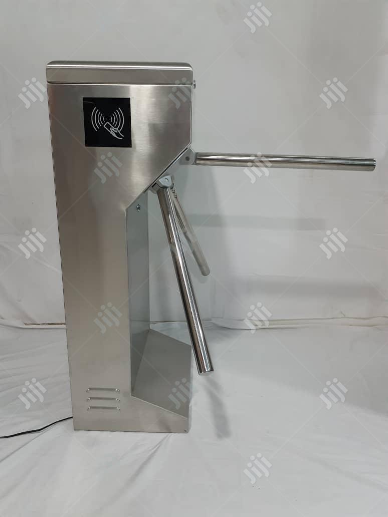 Fully Automated Tripod Turnstile Access Control