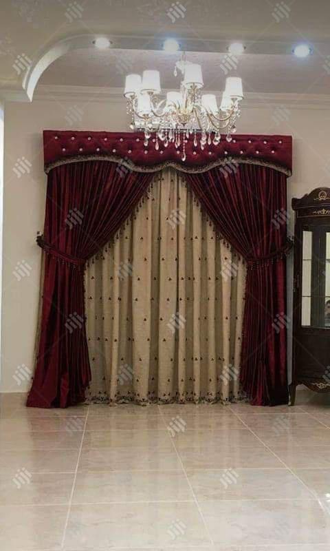 Curtain Curtain