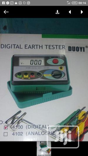 Dlgltal Earth Tester