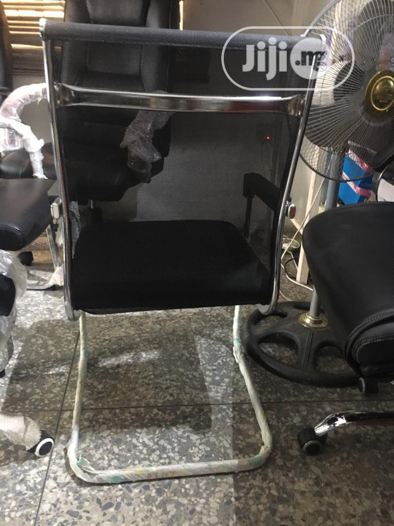 Mesh Visitors Chair