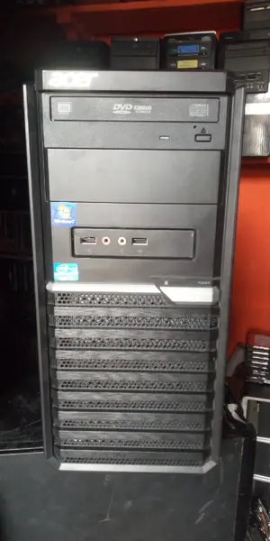 Desktop Computer Acer 4GB Intel Core i3 HDD 320GB