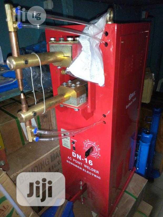 Spot Welding Machine