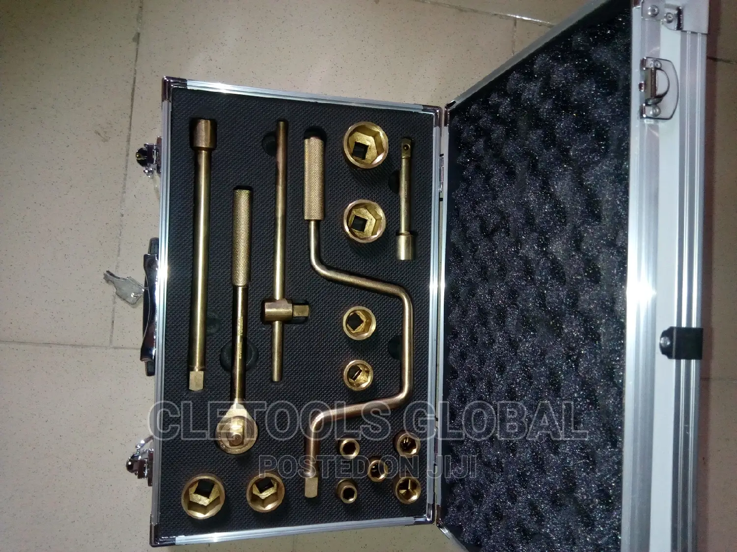 None Spark Socket Set 6_32mm