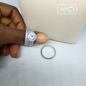 Exotic Couple's Wedding Ring Inside A Ring Box - Silver