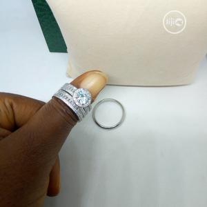 Exotic Couple's Wedding Ring Inside A Ring Box - Silver